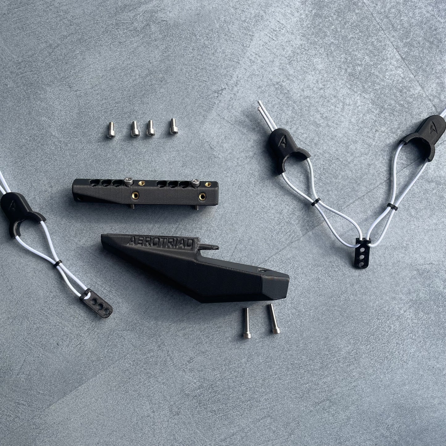 AeroTriad BTS Fizik Aeris – Hydration. Stability. Aero.